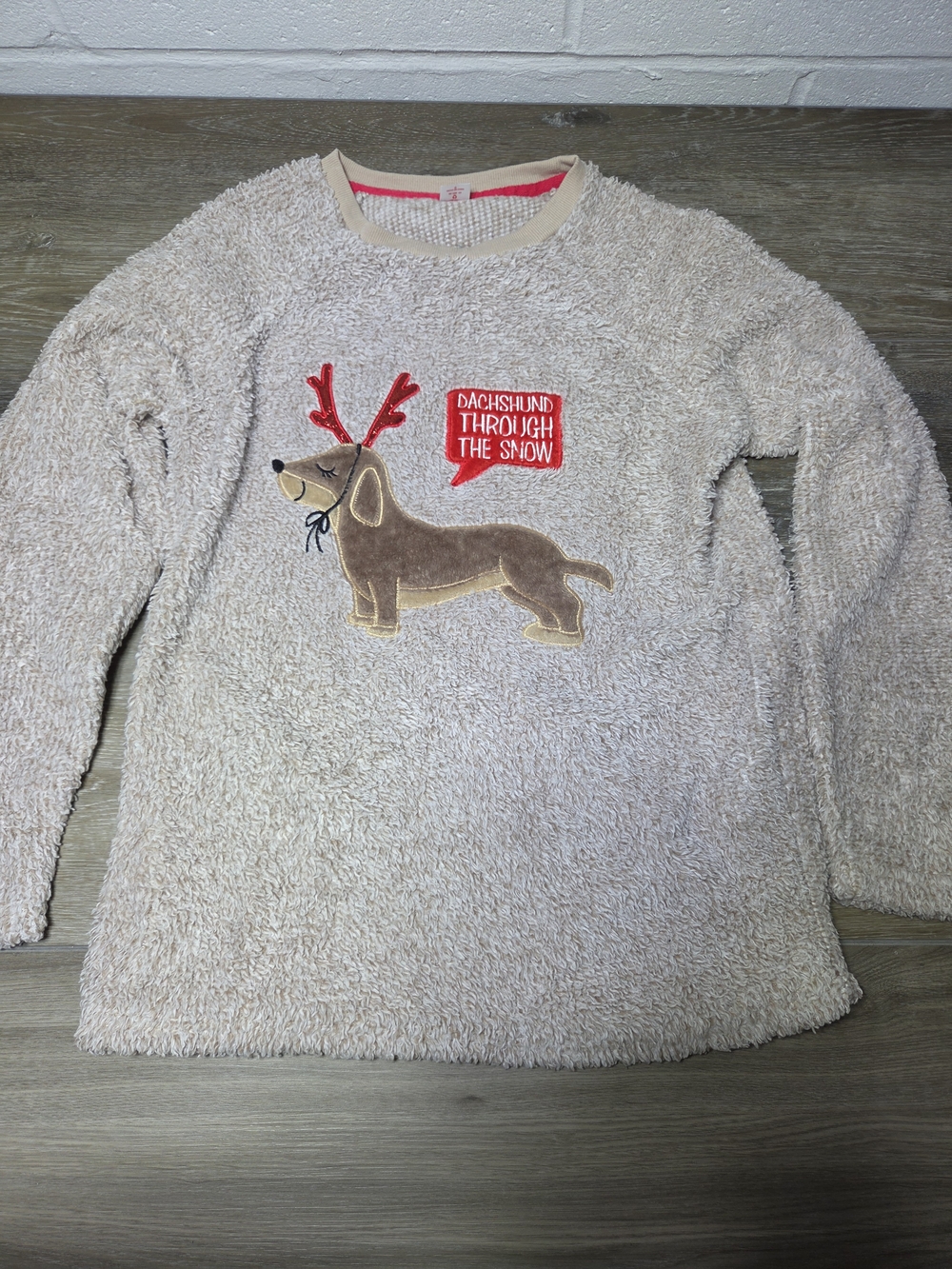 Holiday Time Dachshund Through the Snow Fleece Pullover Women's L Beige